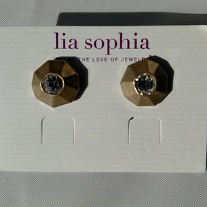 Gold stud earrings